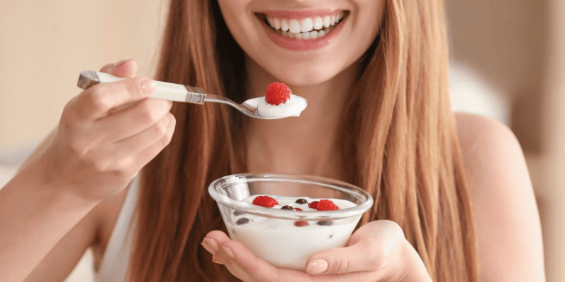 5 Essential Foods for Stronger and Shinier Hair: The Connection Between What You Eat and Hair Health